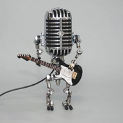 Microfono robot vintage in metallo con lampada per chitarra 7