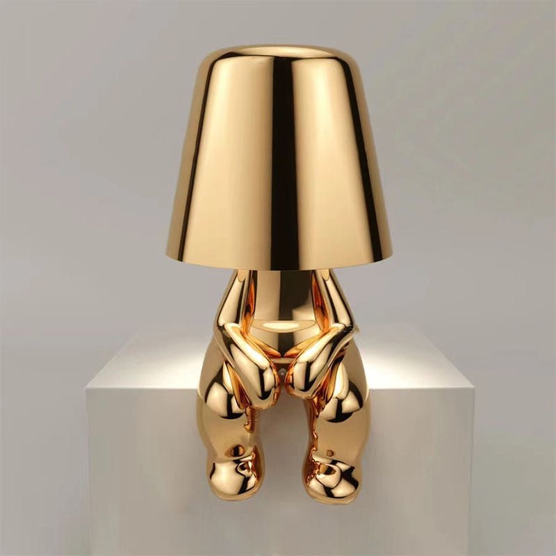 Mistero | Lampada da tavolo scultorea dorata 3