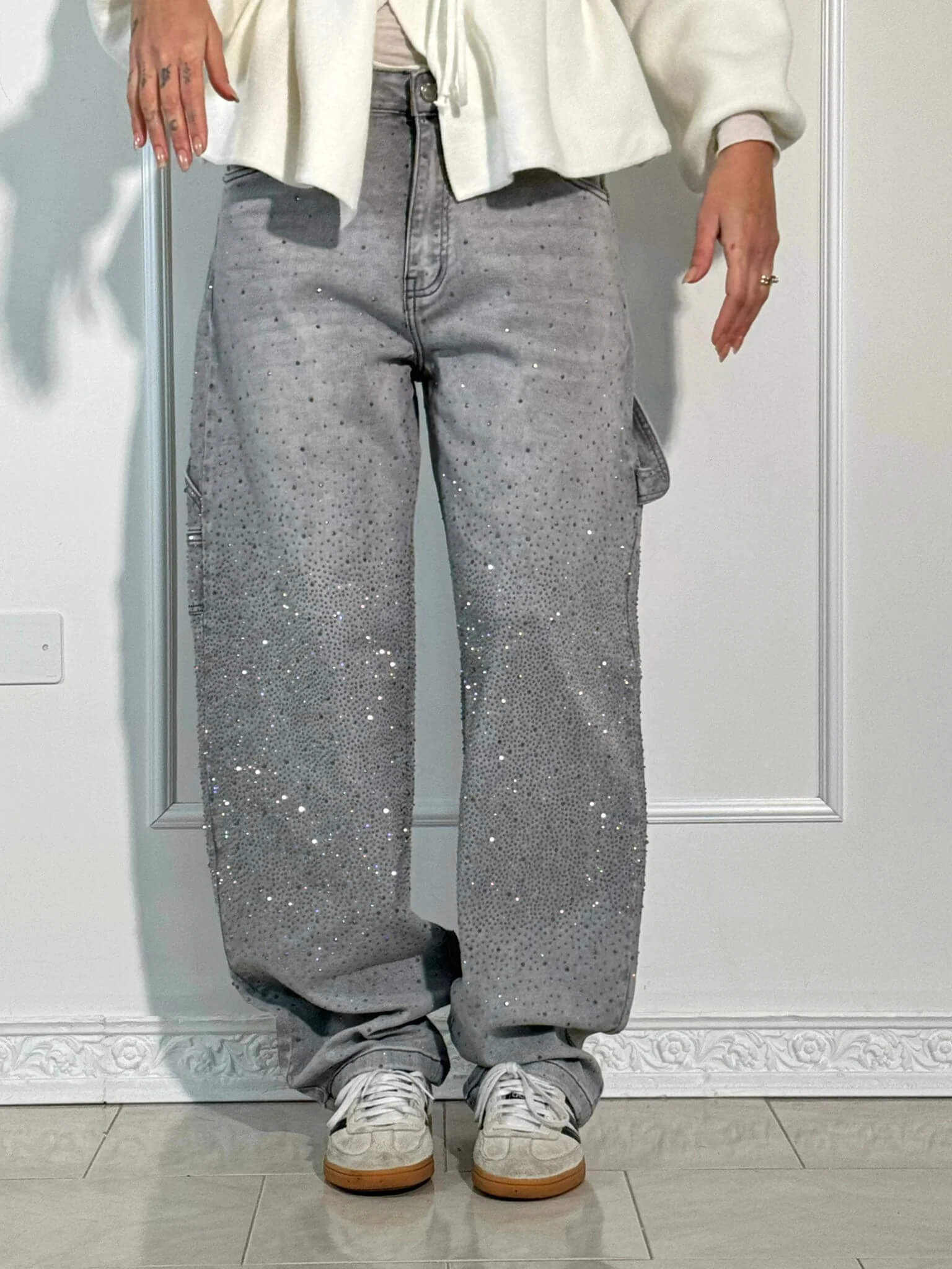 Jeans Balloon Larghe Sabrina con Eleganti Dettagli Brillanti