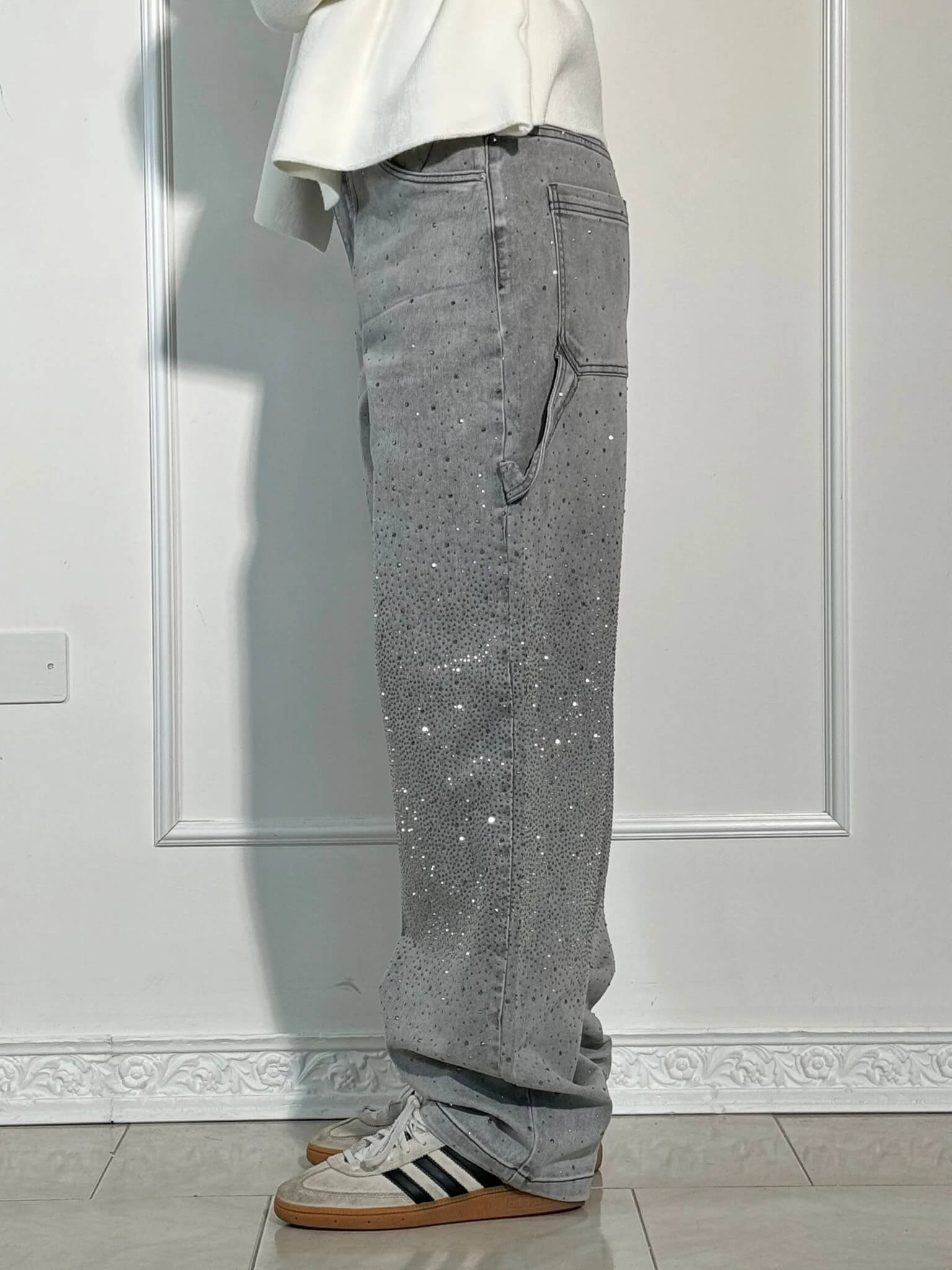 Jeans Balloon Larghe Sabrina con Eleganti Dettagli Brillanti