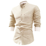 Camicia uomo beige a maniche lunghe, tessuto leggero, colletto button-down, polsini bianchi, ideale per look casual ed eleganti.