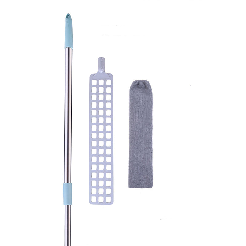 Scopa per polvere con manico in acciaio inox, panno in microfibra grigio e supporto in plastica bianca. Accessori pulizia casa efficiente.