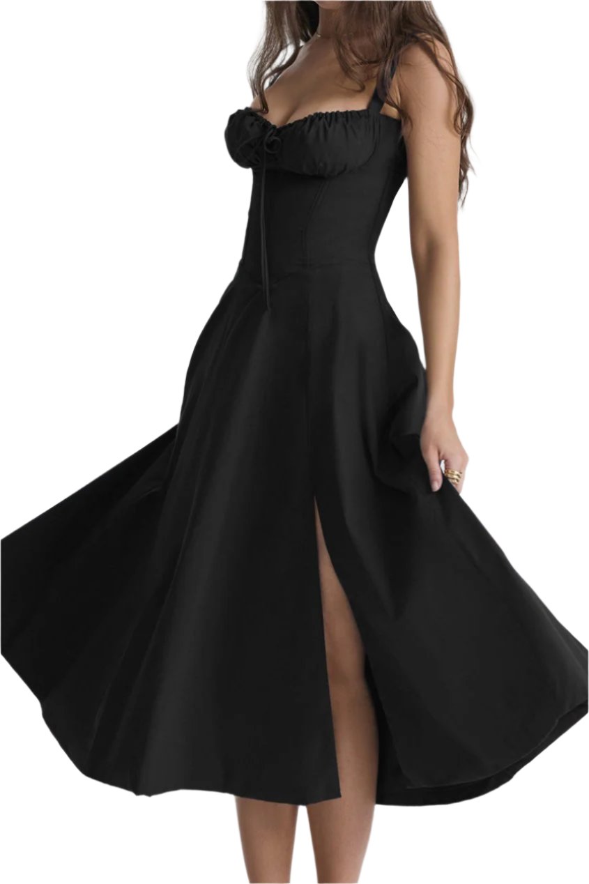 Abito nero elegante donna, lungo con spacco, senza maniche, scollo a cuore, perfetto per serate e occasioni speciali. Moda femminile chic.