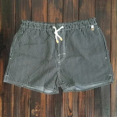 Pantaloni corti a righe marittime 9