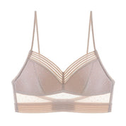 Reggiseno bralette trasparente beige con spalline sottili, design a pois, senza ferretto. Intimo femminile elegante e confortevole.