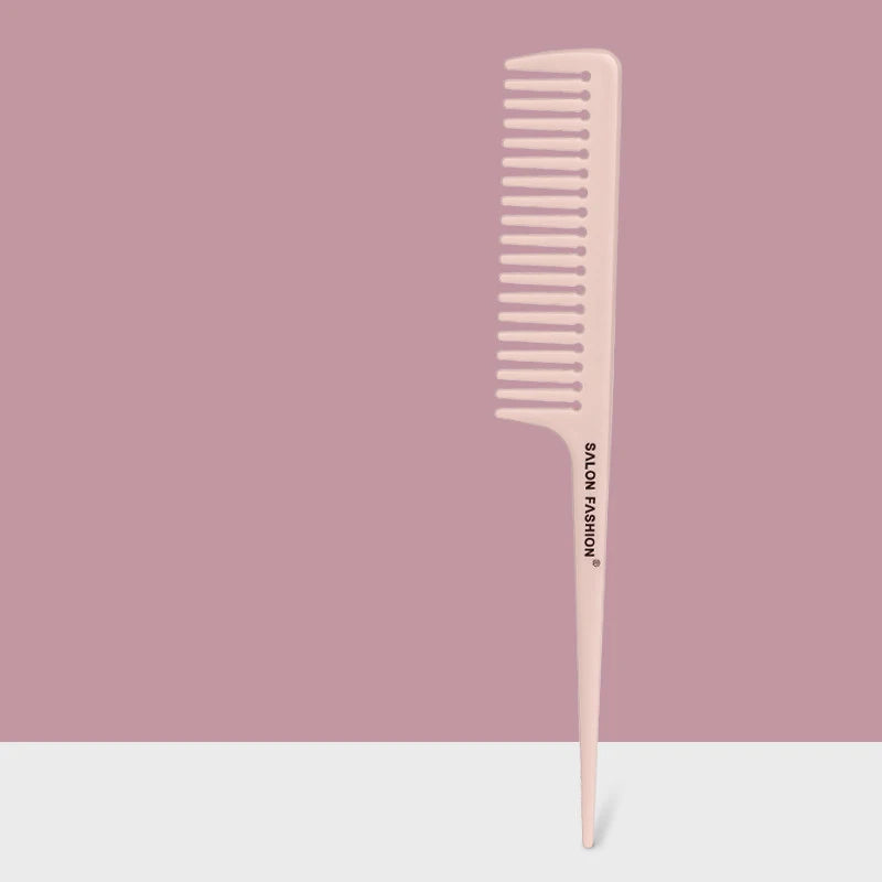 Pettine a coda rosa in plastica, design antistatico, ideale per styling e sezionamento capelli. Accessorio professionale per parrucchieri.