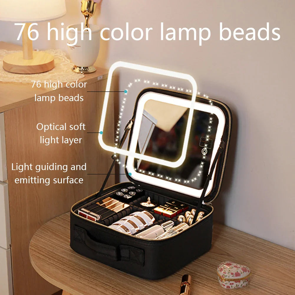 Specchio cosmetico con luci LED, 76 perle luminose, strato ottico morbido, superficie guida luce, custodia organizer su tavolo in legno.