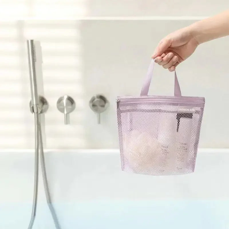 Borsa da doccia in rete viola trasparente, impermeabile, con manico, contenente accessori da bagno. Ideale per viaggi e organizzazione bagno.