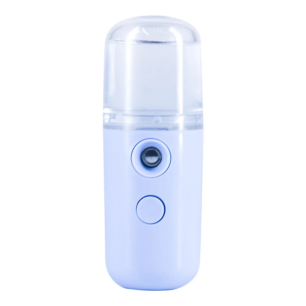 Mini nebulizzatore portatile bianco per viso, ricaricabile USB, idratante, skincare, compatto, ideale per viaggio e uso quotidiano.