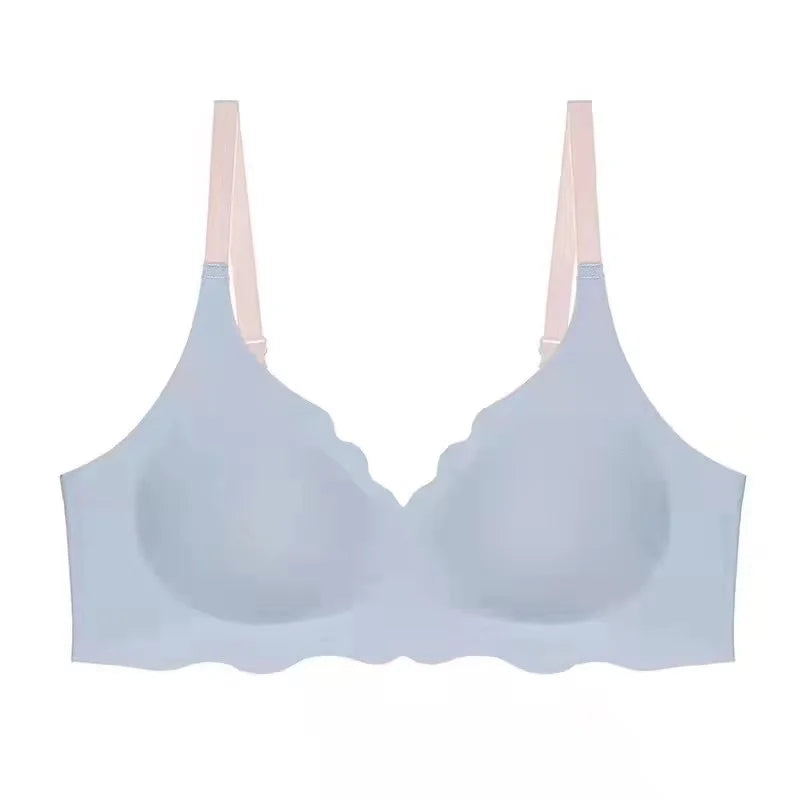 Reggiseno senza cuciture grigio chiaro, design a coppa piena, spalline regolabili, comfort quotidiano, intimo donna elegante e moderno.