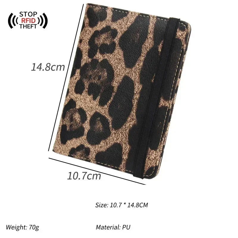 Portafoglio leopardato in PU con protezione RFID, dimensioni 10,7x14,8 cm, peso 70g. Design compatto, ideale per sicurezza e stile.