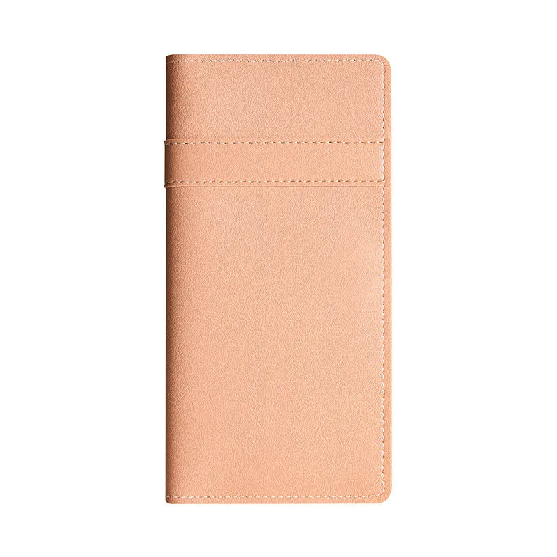 Portafoglio donna in pelle rosa chiaro, design elegante e sottile, ideale per carte e contanti. Accessorio moda femminile di tendenza.