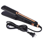 Piastra per capelli nera con dettagli dorati, cavo lungo e spina europea. Strumento styling professionale, riscaldamento rapido, design elegante.