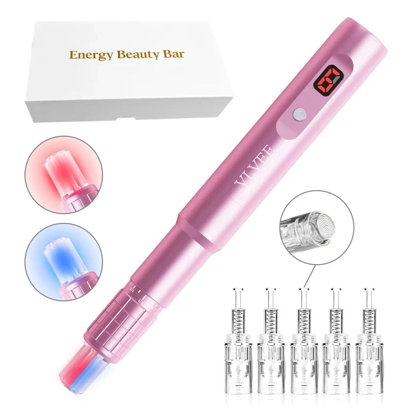 Dispositivo per microneedling rosa con display digitale, aghi intercambiabili e confezione "Energy Beauty Bar". Strumento bellezza viso professionale.