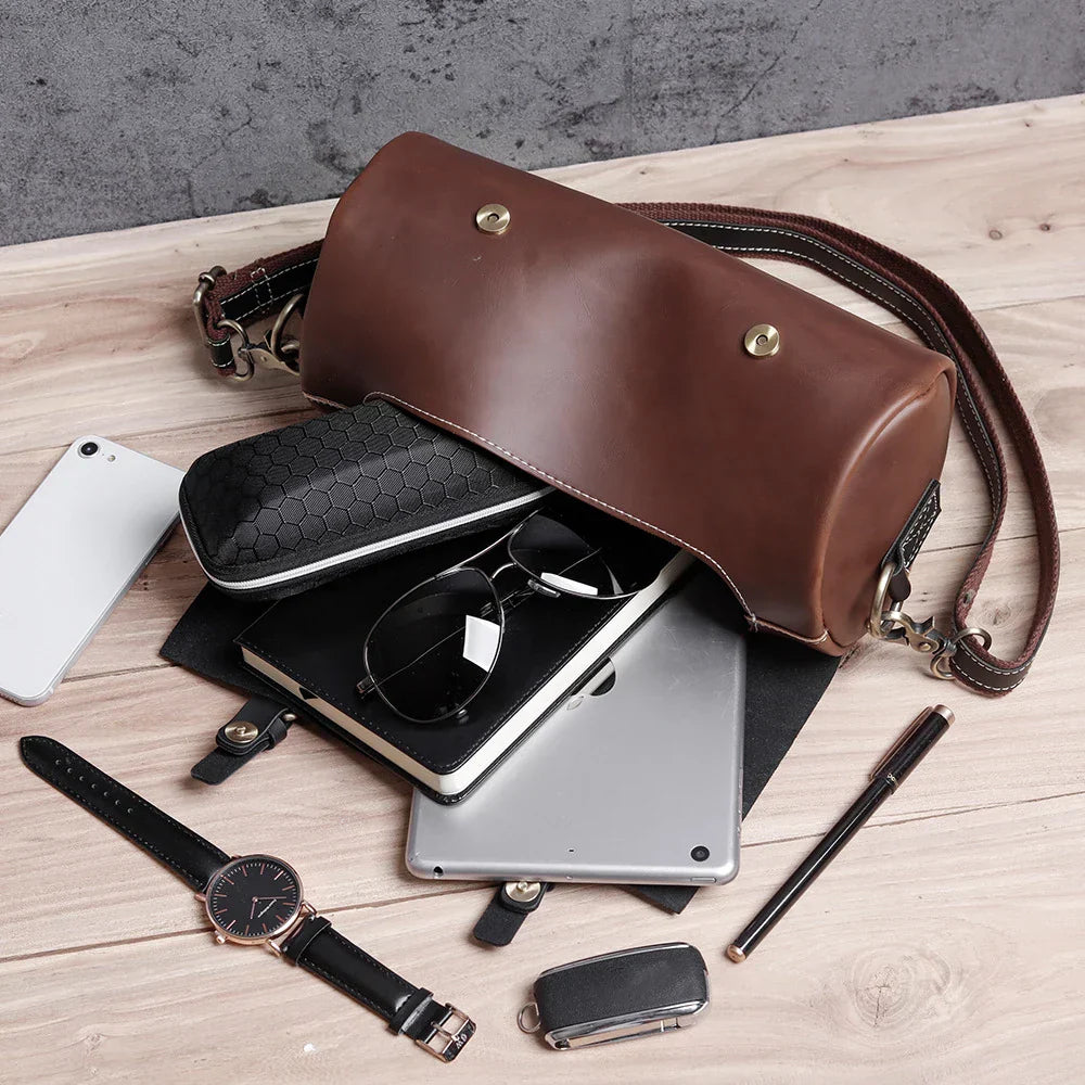 Nicola | Borsa a tracolla dal design versatile, leggera e pratica