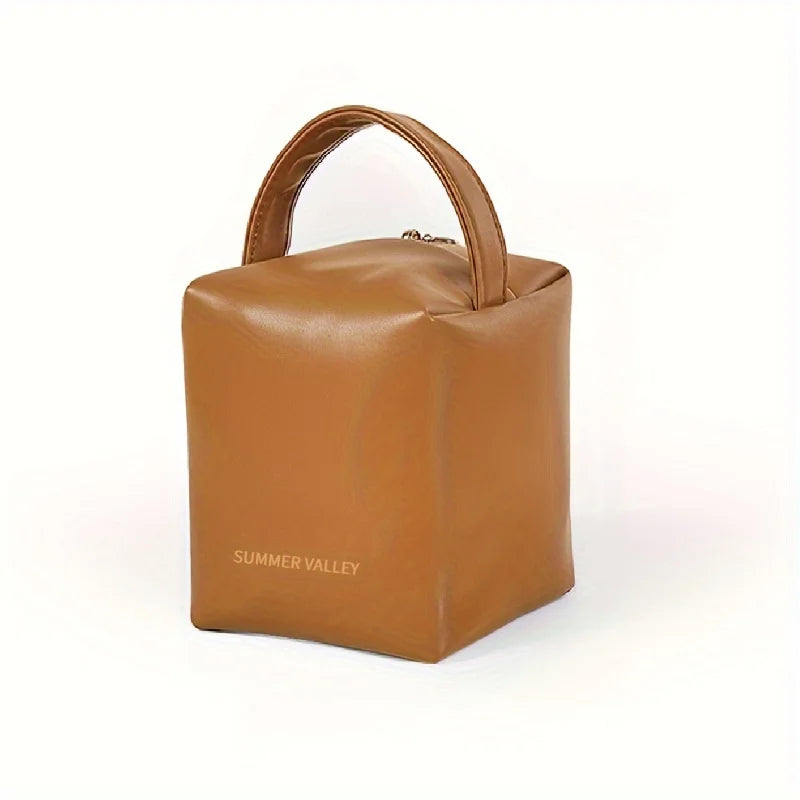 Borsa a mano in pelle marrone, design cubico, manico superiore, marchio "Summer Valley", elegante e moderna, accessorio moda donna.
