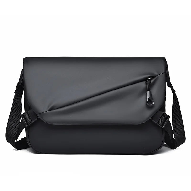Borsa a tracolla nera impermeabile, design moderno con tasca frontale con zip, ideale per laptop e uso quotidiano. Accessorio moda unisex.