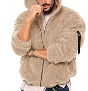 Giacca in pile beige da uomo con cappuccio, zip frontale e tasca sulla manica. Moda invernale, abbigliamento casual caldo e confortevole.