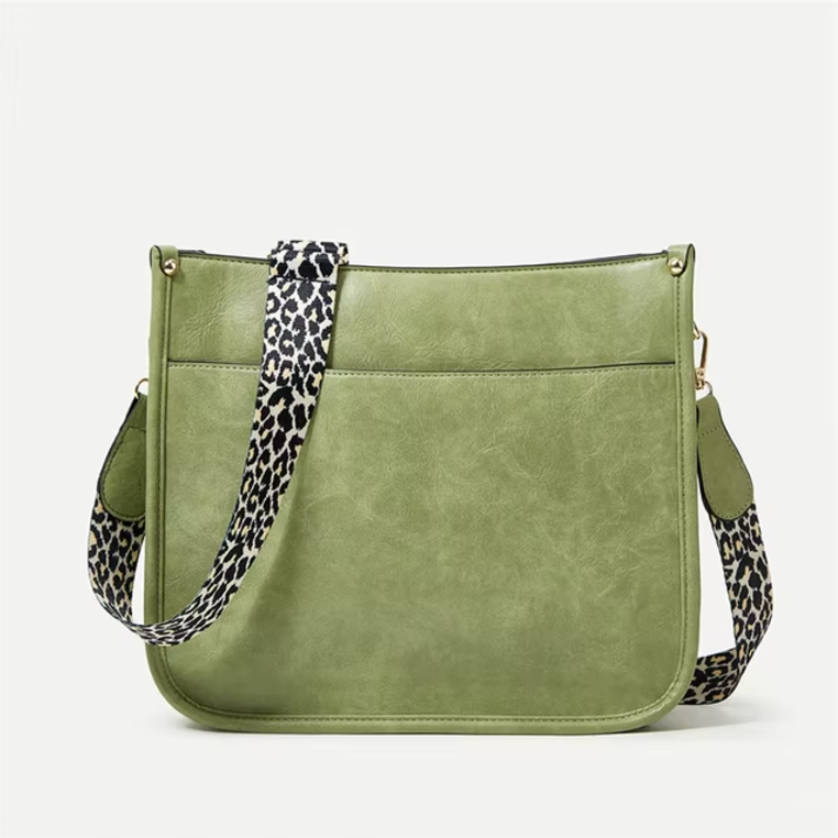 Borsa a tracolla verde in pelle sintetica con cinturino leopardato, design elegante e moderno, perfetta per moda donna e accessori casual.