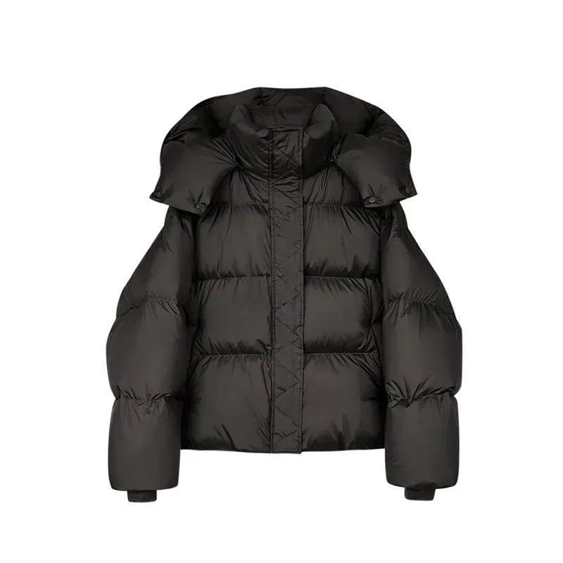 Giacca piumino nero con cappuccio, design imbottito, maniche lunghe, chiusura frontale, moda invernale, abbigliamento caldo e confortevole.