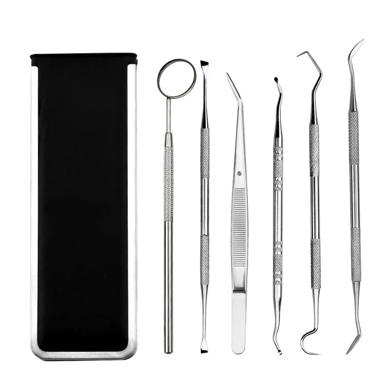 Set di strumenti dentali in acciaio inox con specchietto, pinzette e strumenti di pulizia, custodia nera inclusa. Kit professionale per igiene orale.