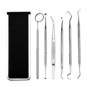 Set di strumenti dentali in acciaio inox con specchietto, pinzette e strumenti di pulizia, custodia nera inclusa. Kit professionale per igiene orale.