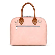 Borsa a mano donna in pelle rosa con manici marroni, tasca frontale con zip, design elegante e moderno. Accessorio moda femminile di tendenza.
