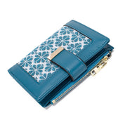 Portafoglio donna in pelle blu con motivo floreale, chiusura a zip dorata e scomparti multipli. Accessorio moda elegante e funzionale.