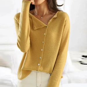 Maglione donna giallo senape, morbido e caldo, con bottoni frontali. Perfetto per l'autunno, stile casual chic. Maglieria femminile elegante.
