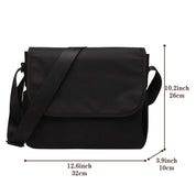 Borsa a tracolla nera unisex, dimensioni 32x26x10 cm, design minimalista, ideale per lavoro e viaggio. Materiale resistente, tracolla regolabile.