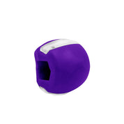 Palla da allenamento viola con inserti bianchi, design ergonomico, ideale per esercizi di forza e resistenza. Accessorio fitness versatile.