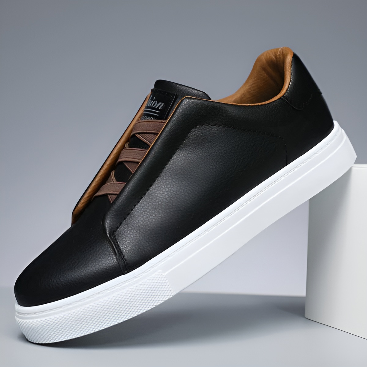 Sneakers Classiche In Pelle senza Tempo 2