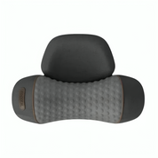 Cuscino massaggiante ergonomico nero, design compatto, ideale per supporto cervicale e relax muscolare. Accessorio benessere portatile.