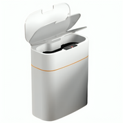 Contenitore per rifiuti automatico bianco con coperchio aperto, design moderno, sensore di movimento, ideale per cucina o ufficio.