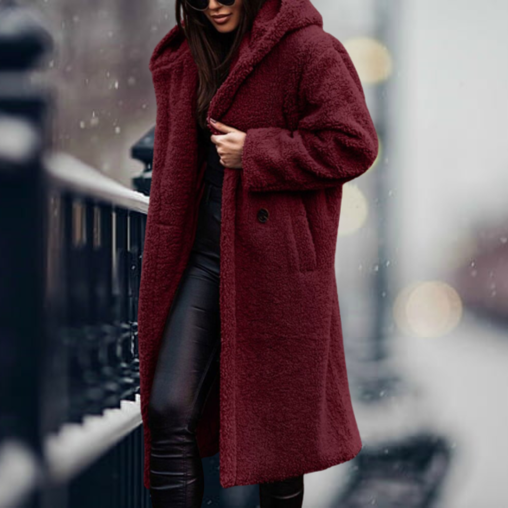 Cappotto lungo in lana borgogna, donna, con cappuccio, stile invernale, elegante e caldo, perfetto per moda urbana.