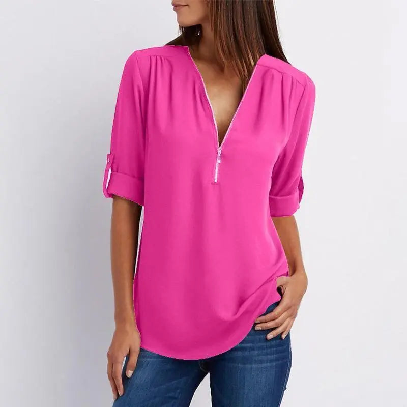 4, scollo a V, tessuto leggero. Ideale per look casual e moda estiva. Disponibile in varie taglie.