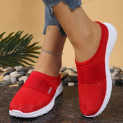 Eleganti sneakers slip-on estive da donna con comoda chiusura in velcro di RINA