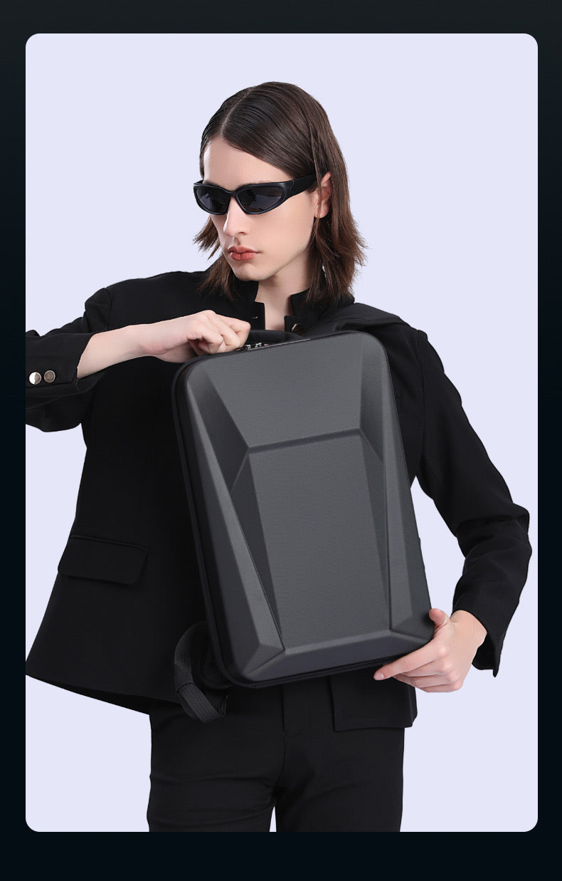 Zaino rigido per laptop BANGE con lucchetto TSA 3