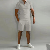 Migliora il tuo stile: polo e pantaloncini da uomo HENRY in due pezzi