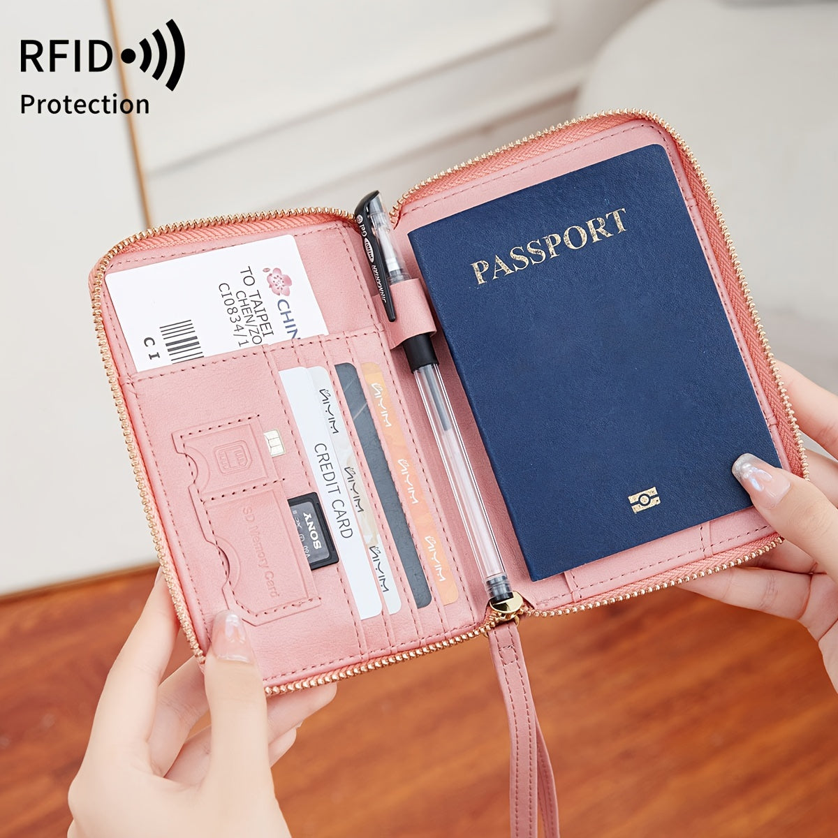 Portafoglio da viaggio rosa con protezione RFID, contiene passaporto, carte di credito e biglietto aereo. Accessorio essenziale per viaggi sicuri.