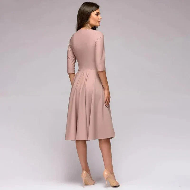 Vienna | Abito midi dalla vestibilità lusinghiera con fiocco