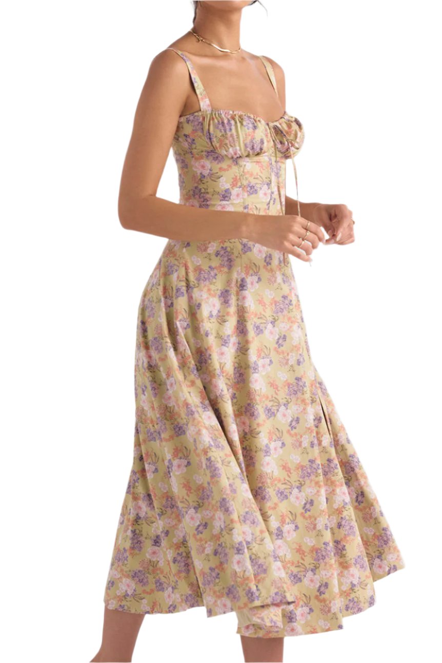 Abito estivo floreale donna, lunghezza midi, spalline sottili, colori pastello, perfetto per occasioni casual e primaverili.