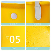 Borsa gialla in PVC con dettagli: fibbia bianca, cuciture resistenti, logo "Hand Bag 05". Design impermeabile e moderno.