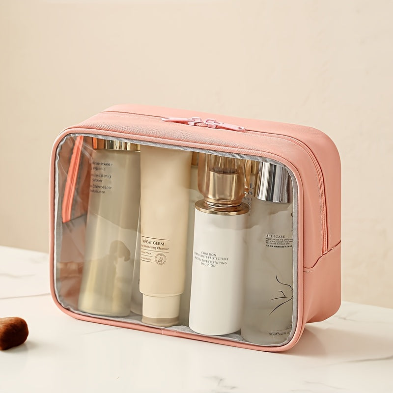 Beauty case rosa trasparente con prodotti cosmetici, ideale per viaggi. Include flaconi di crema e lozione. Organizzatore trucco pratico ed elegante.