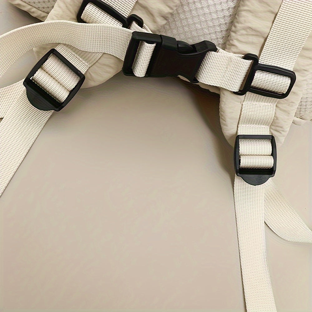 Cintura di sicurezza beige con fibbie nere, regolabile, per seggiolino auto o passeggino. Accessorio essenziale per la sicurezza dei bambini.