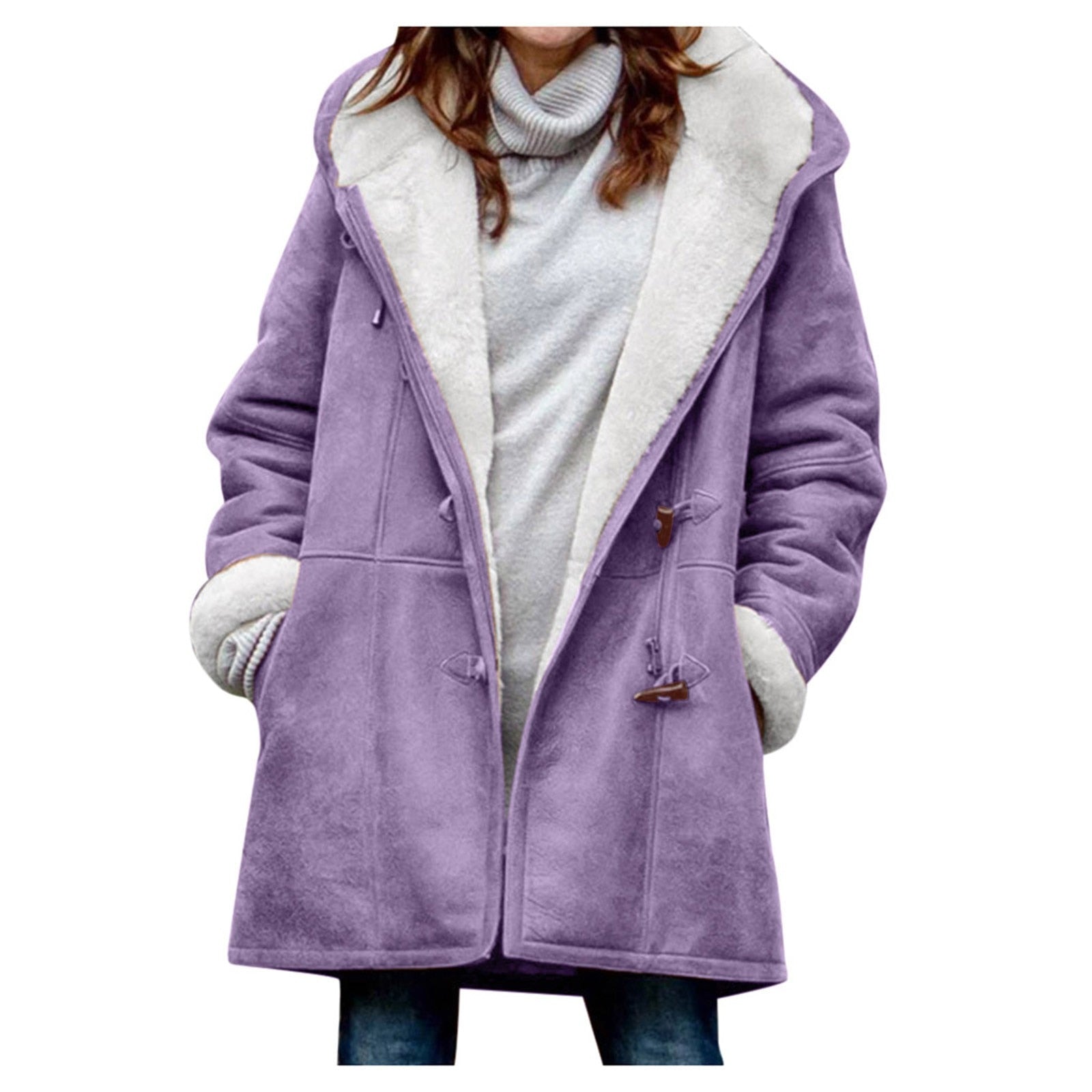 Cappotto donna invernale viola con cappuccio, interno in pelliccia sintetica bianca, chiusura a bottoni, stile casual elegante.
