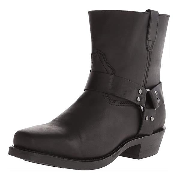 Stivale nero in pelle da uomo, stile western, con fibbia decorativa e tacco basso. Calzatura robusta e alla moda per look casual e country.
