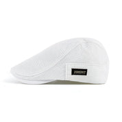 Cappello piatto bianco in rete traspirante, marchio Jamont, stile estivo, leggero e alla moda, ideale per uomo, accessorio casual elegante.