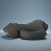 Cuscino massaggiante ergonomico nero, design a nodi per sollievo cervicale e lombare, ideale per relax e benessere, accessorio per casa e ufficio.